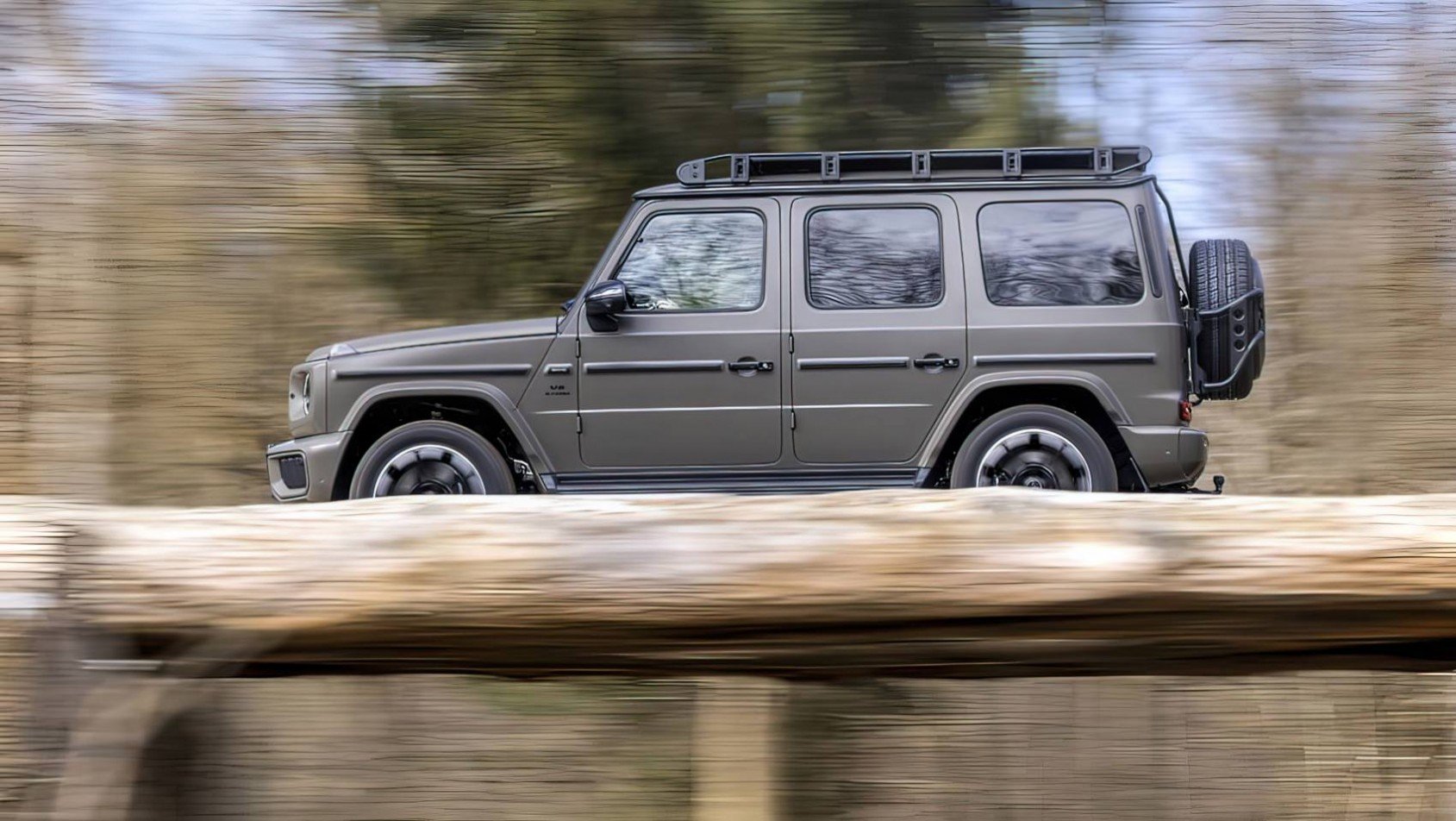 Mercedes-AMG G63 2024 Mercedes-AMG G63 brązowy przeprawówka