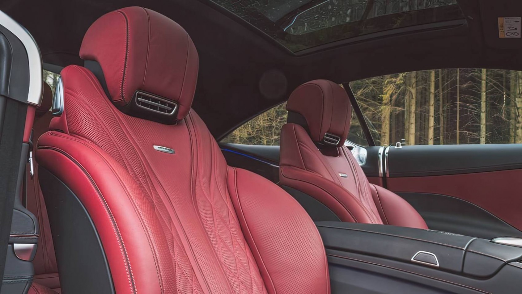 2014 Mercedes-AMG S63 Coupe wnętrze