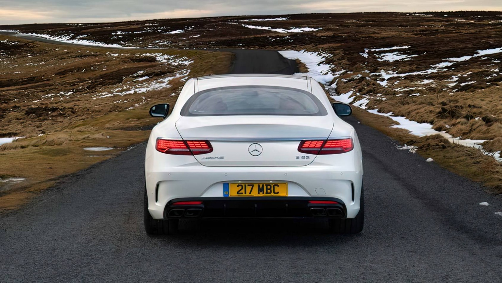 2014 Mercedes-AMG S63 Coupe design