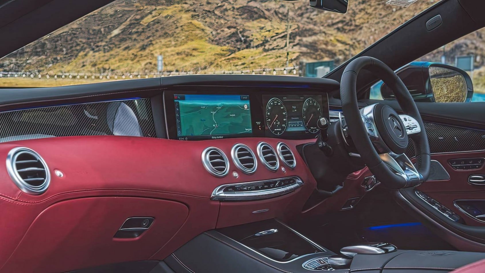 2014 Mercedes-AMG S63 Coupe deska rodzielcza