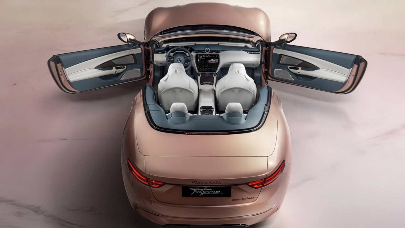 Maserati GranCabrio Folgore tył z góry