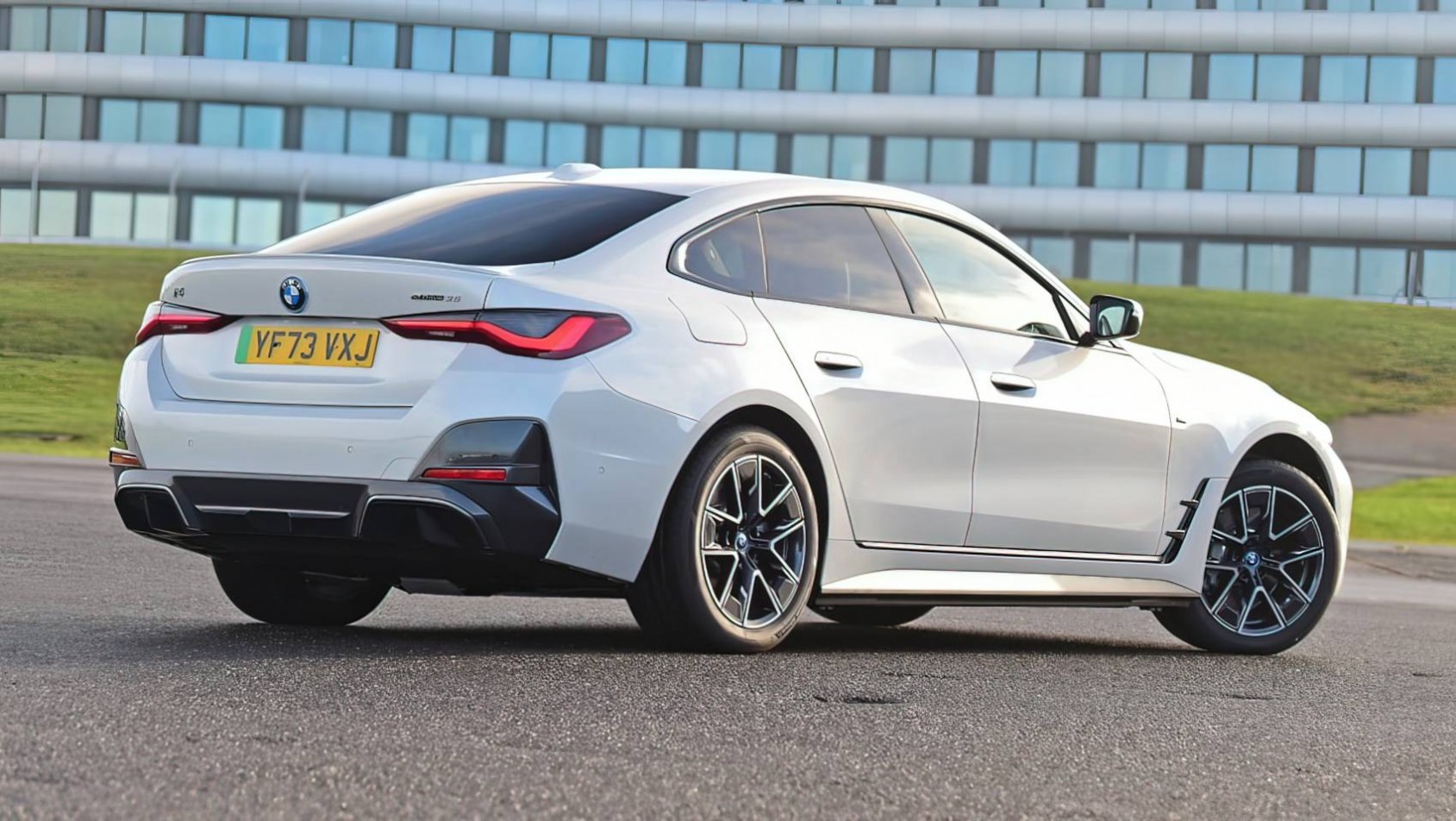 BMW i4 eDrive35 M Sport tył