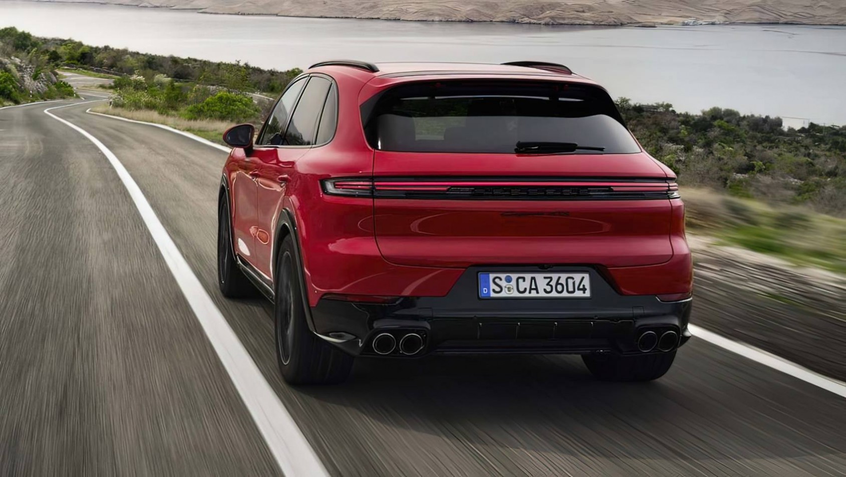 2024 Porsche Cayenne GTS na drodze