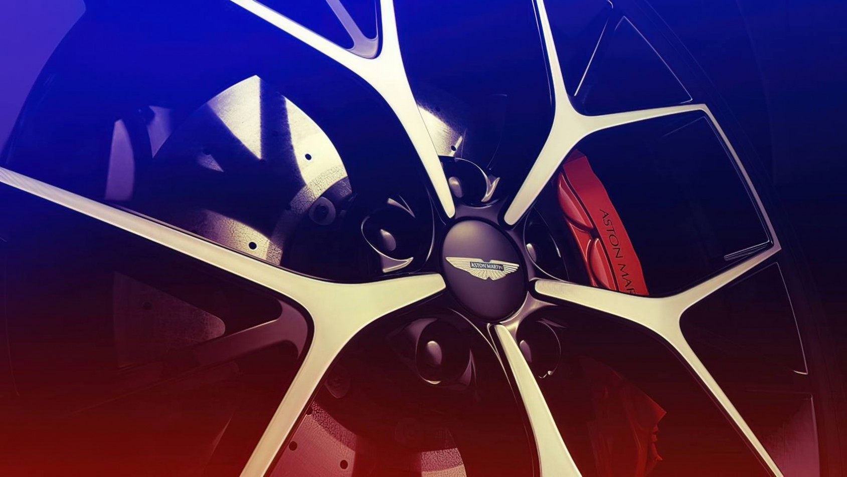 2024 Aston Martin DBX707 felgi