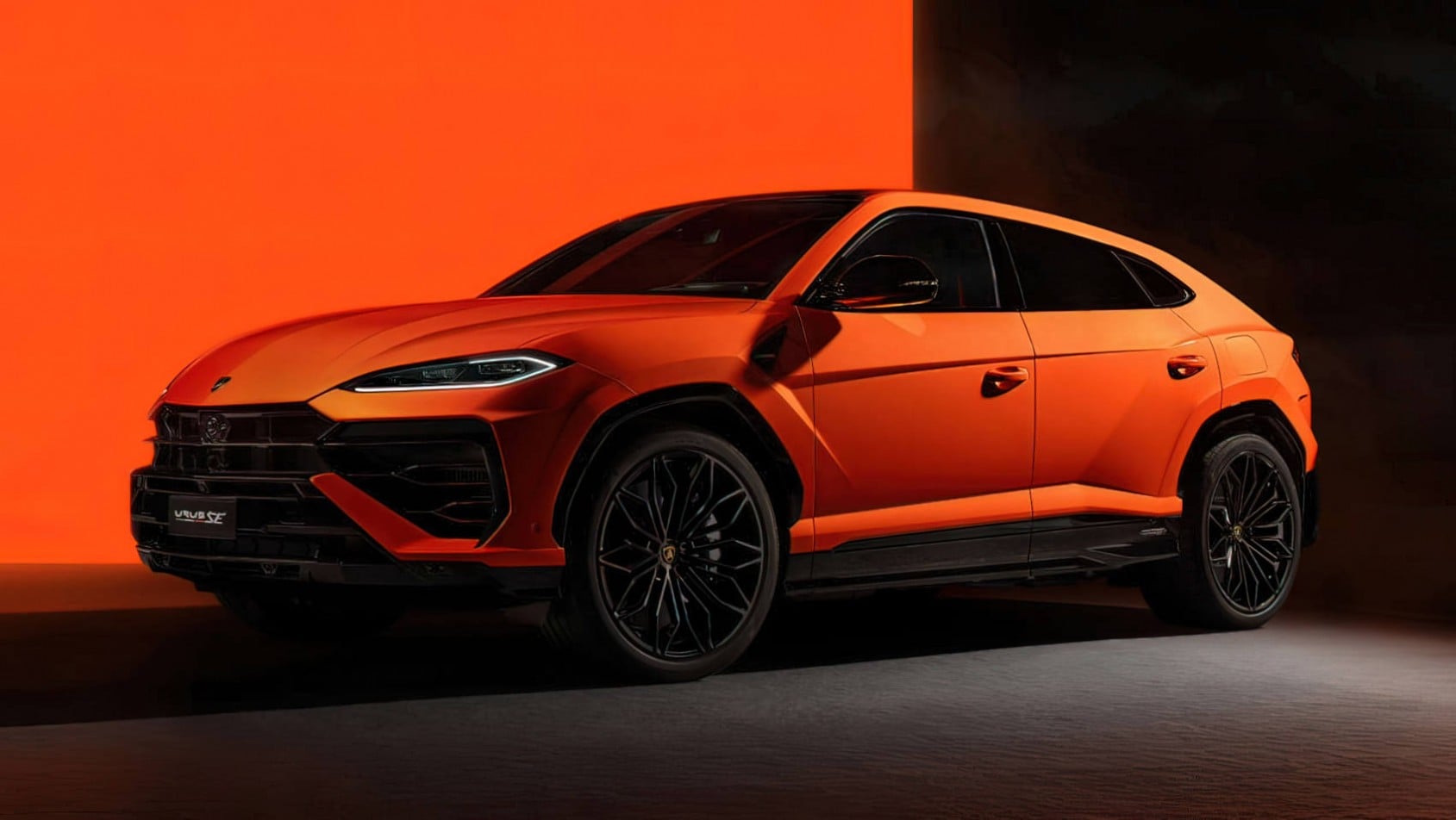 2024 Lamborghini Urus SE design