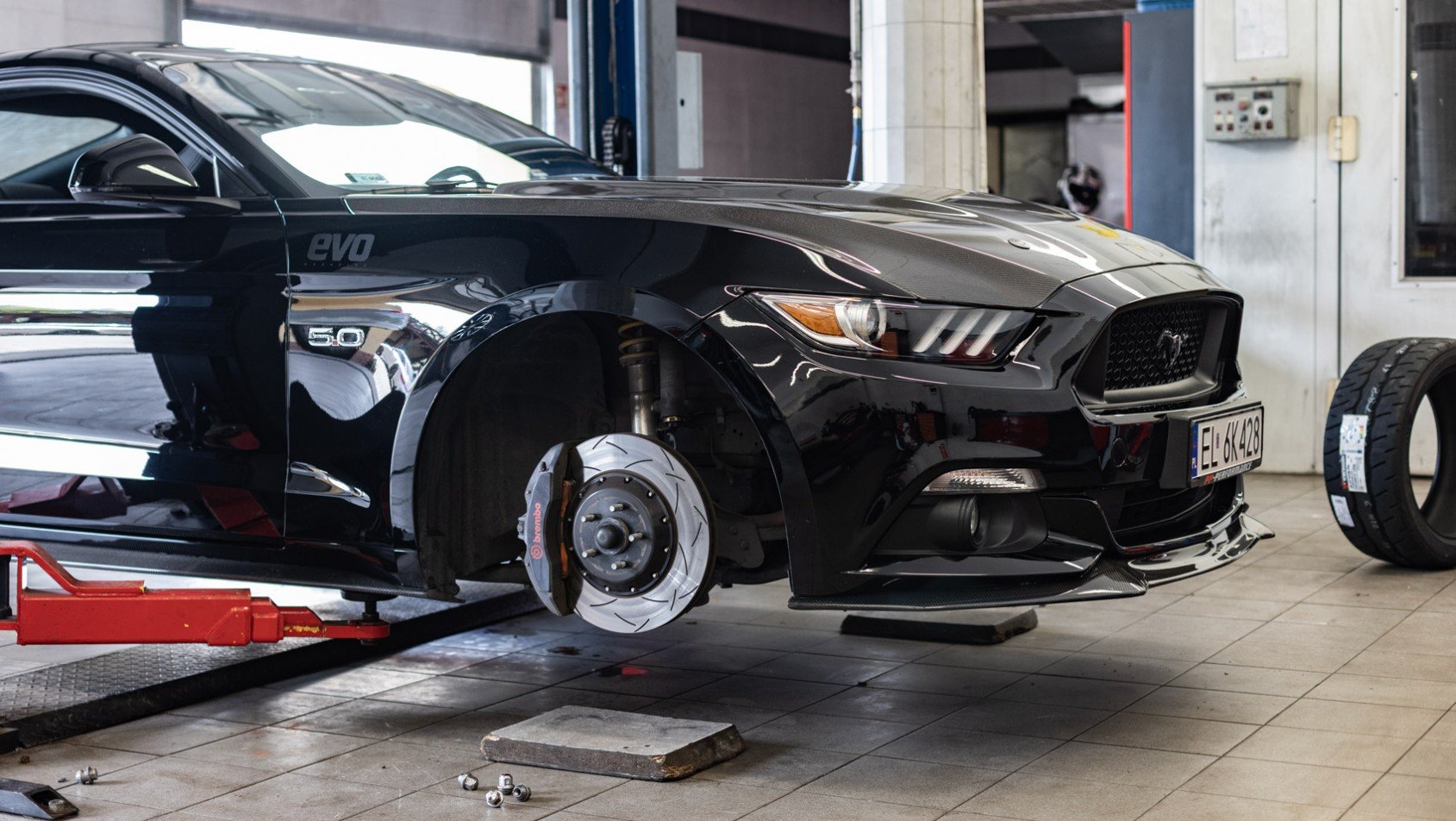 Zmodyfikowany Ford Mustang