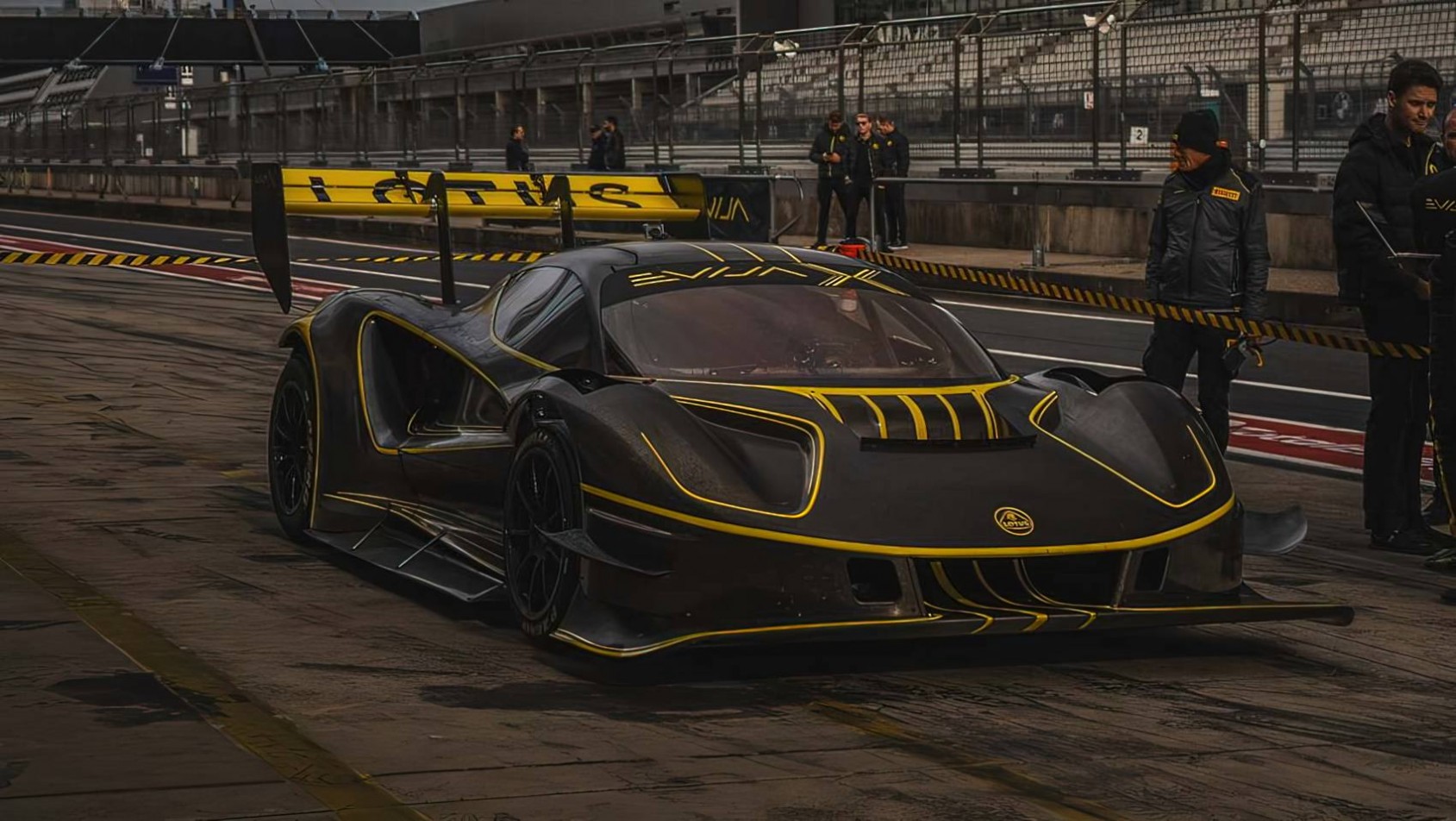 Lotus Evija X w pit lane