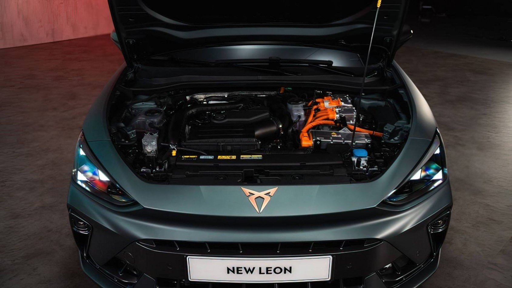 2024 Cupra Leon pod maską