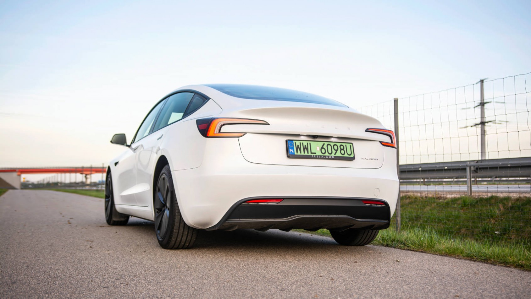 Tesla Model 3 Tesla Model 3 Long Range tył