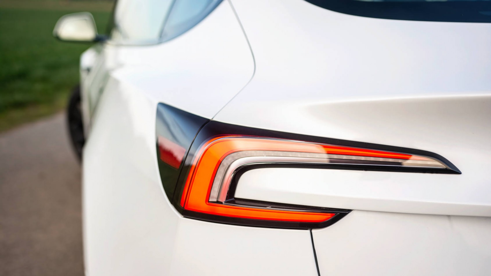 Tesla Model 3 Tesla Model 3 Long Range lampy tył