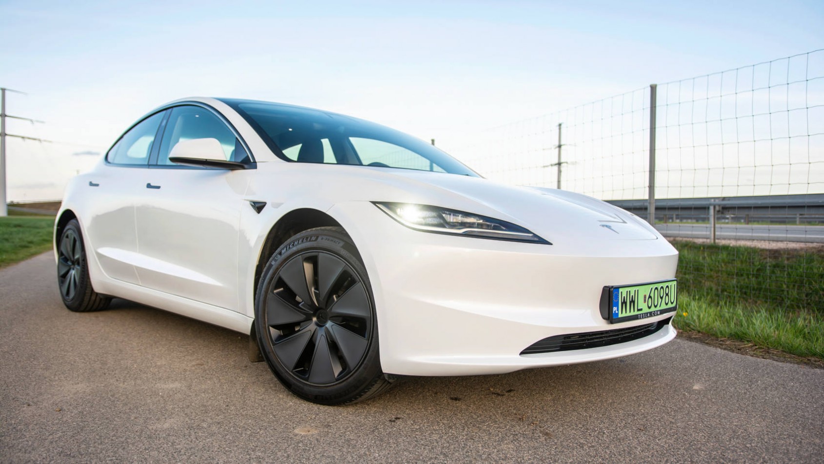 Tesla Model 3 Tesla Model 3 Long Range przód