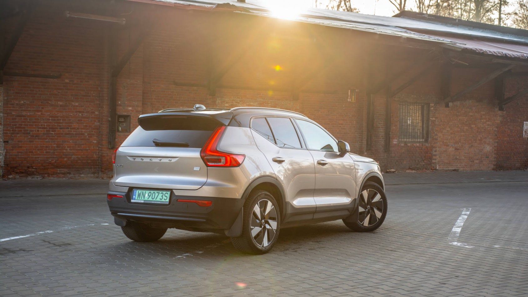 Volvo XC40 Recharge design tył