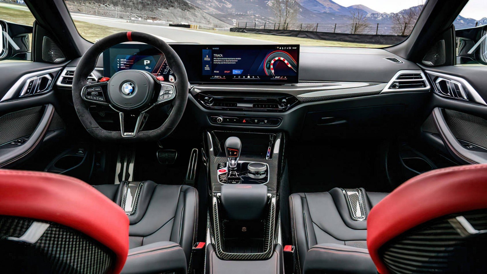 2024 BMW M4 CS G82 kokpit