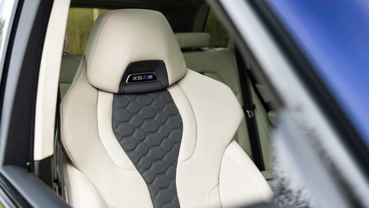 2024 BMW X5 M Competition fotele