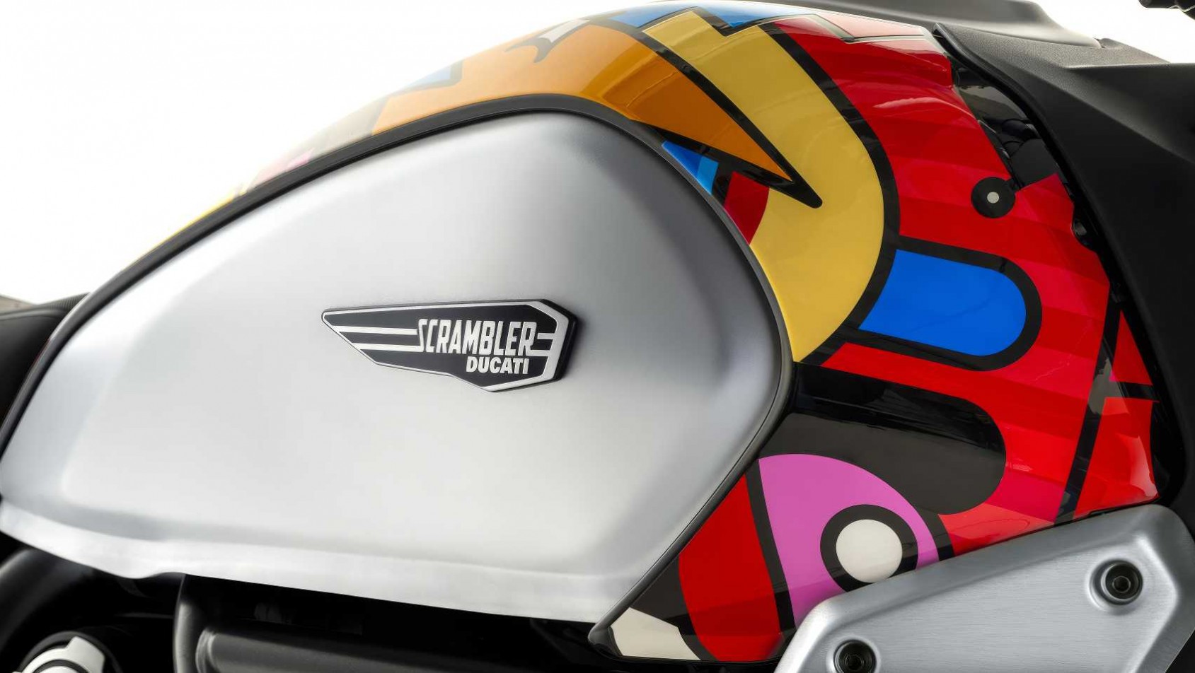 Bak z boku - Scrambler Ducati Van Orton Design