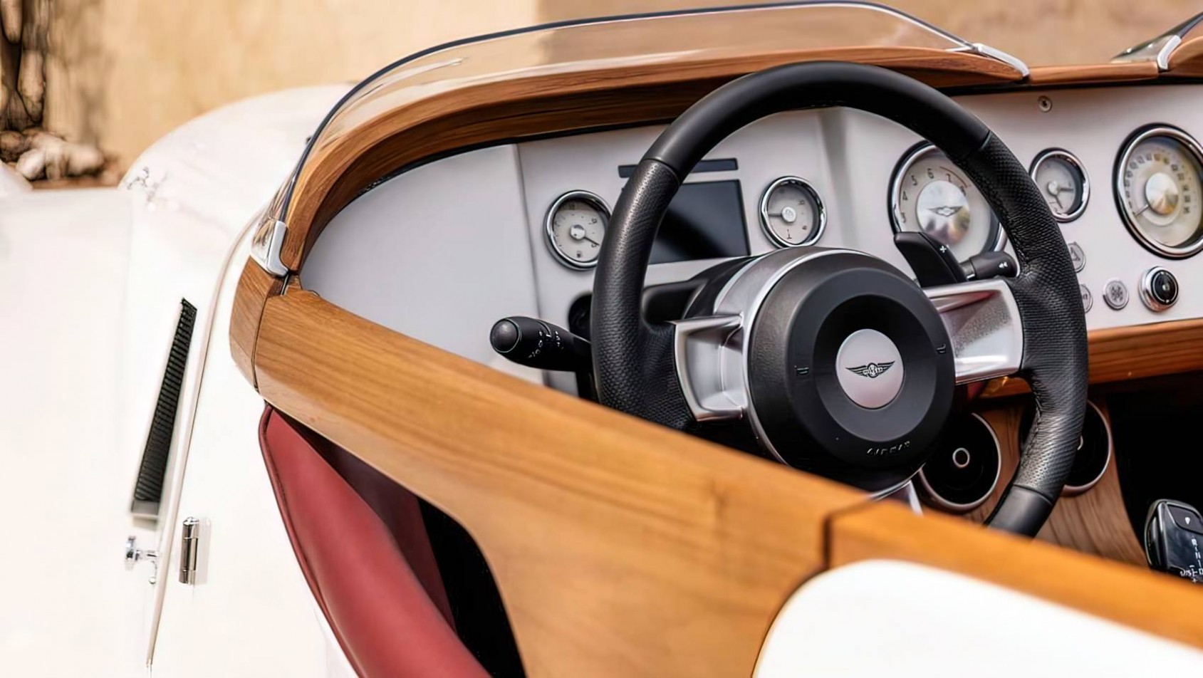 Morgan Midsummer wykończenie