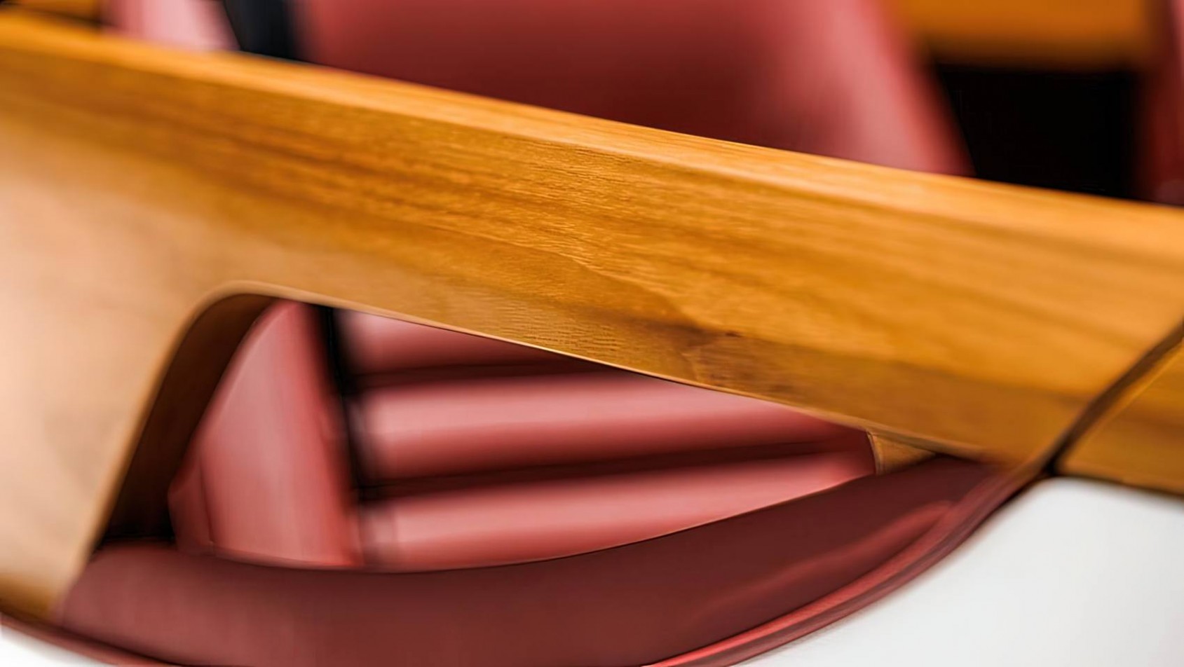 Morgan Midsummer drewno