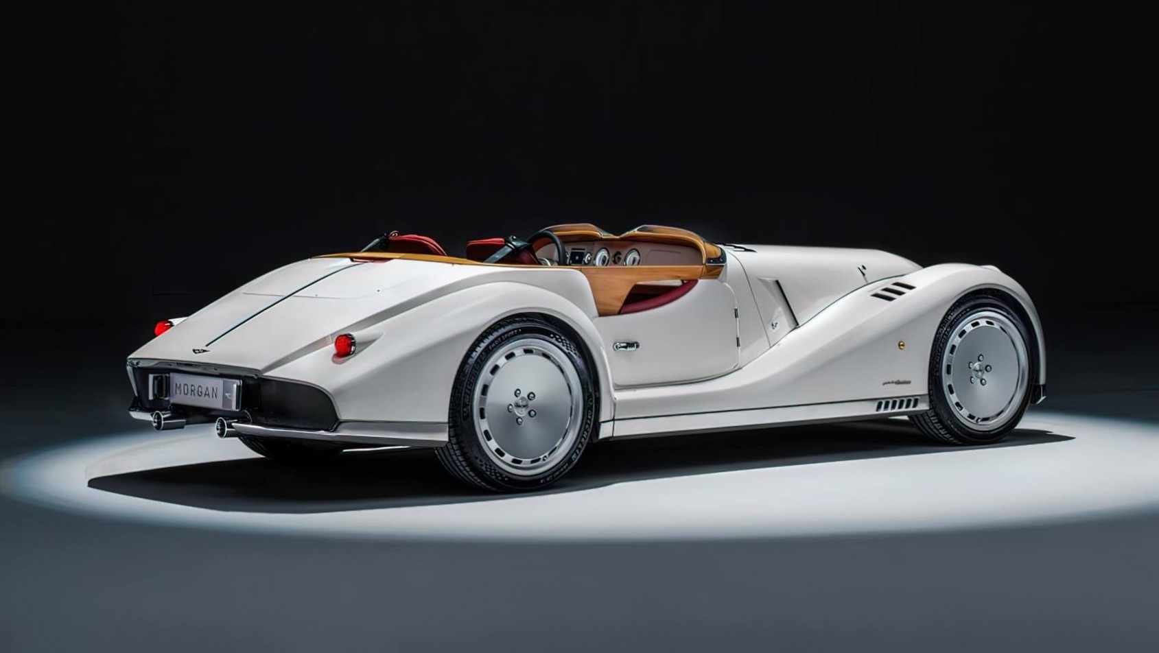 Morgan Midsummer sylwetka