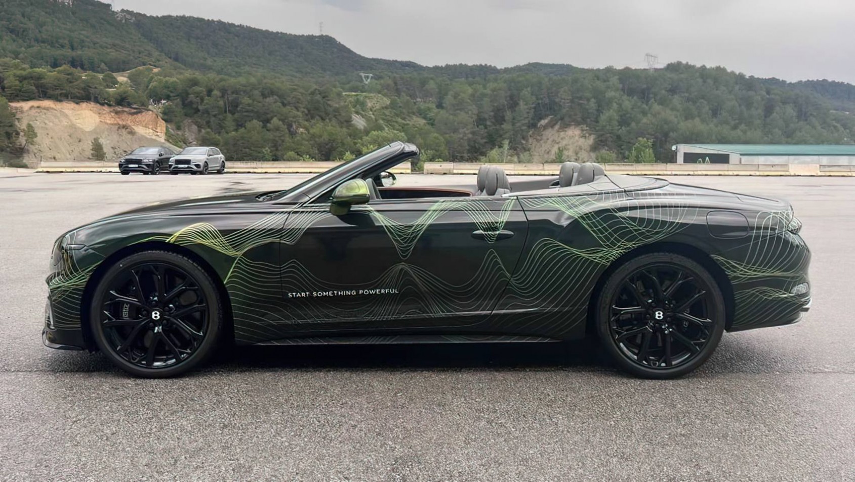 Bentley Continental GT 2024 Bentley Continental GTC PHEV bez dachu