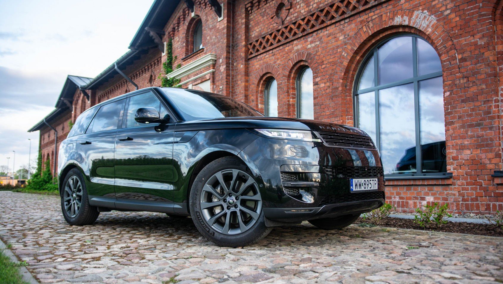 Range Rover Sport 2024 Range Rover Sport D300 przód