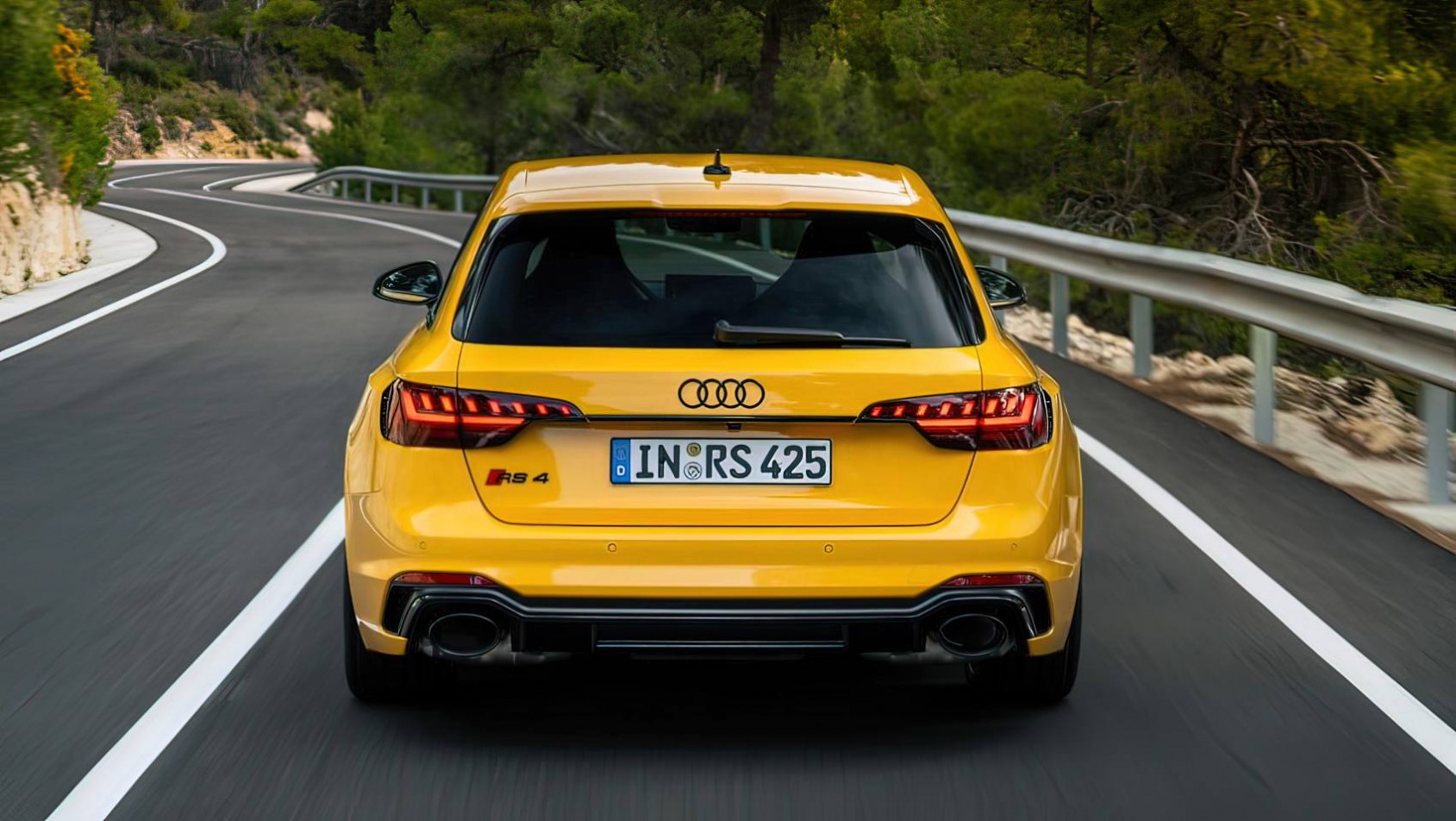Audi RS 4 Audi RS 4 Avant Edition 25 wydech