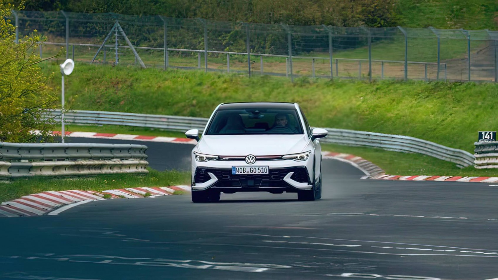 Volkswagen Golf GTI Clubsport MK8.5 przód