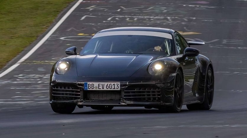 Porsche 911 Porsche 911 992.2 teaser