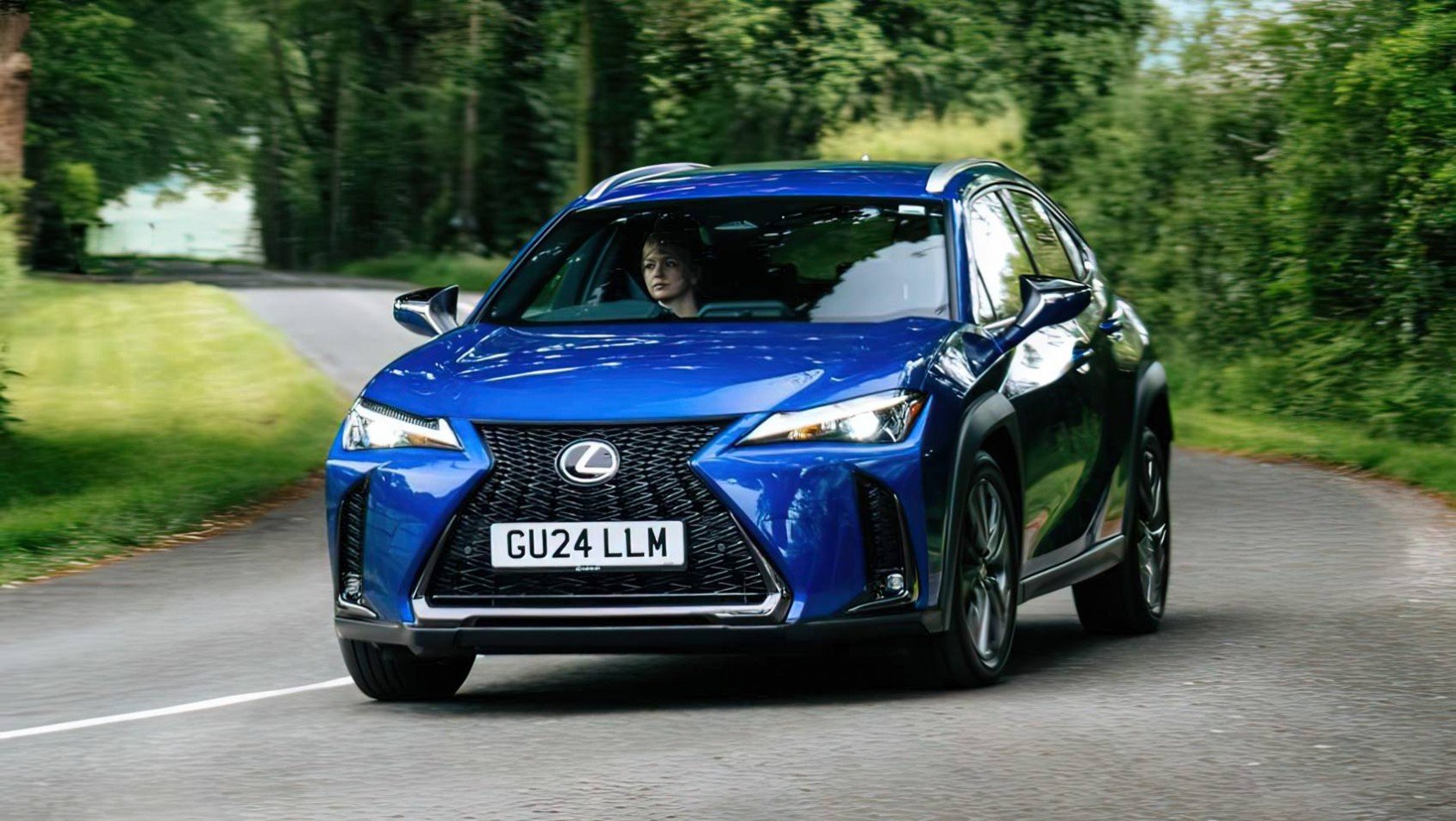 2024 Lexus UX 300h design