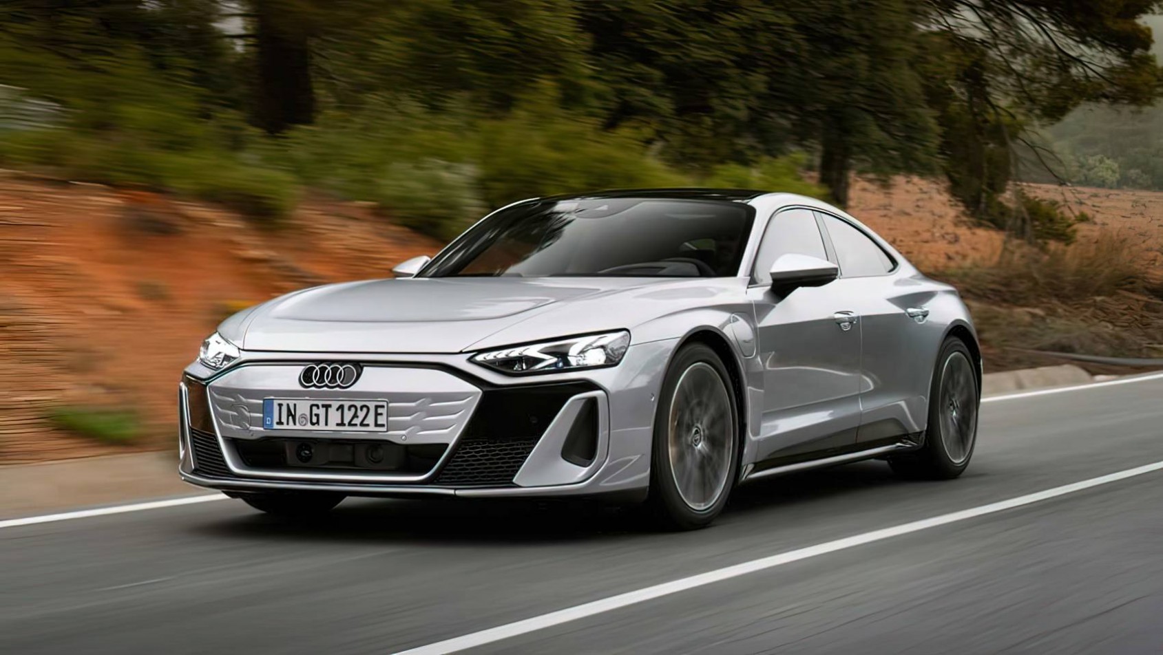 Audi e-tron GT 2024 Audi S e-tron GT dynamika