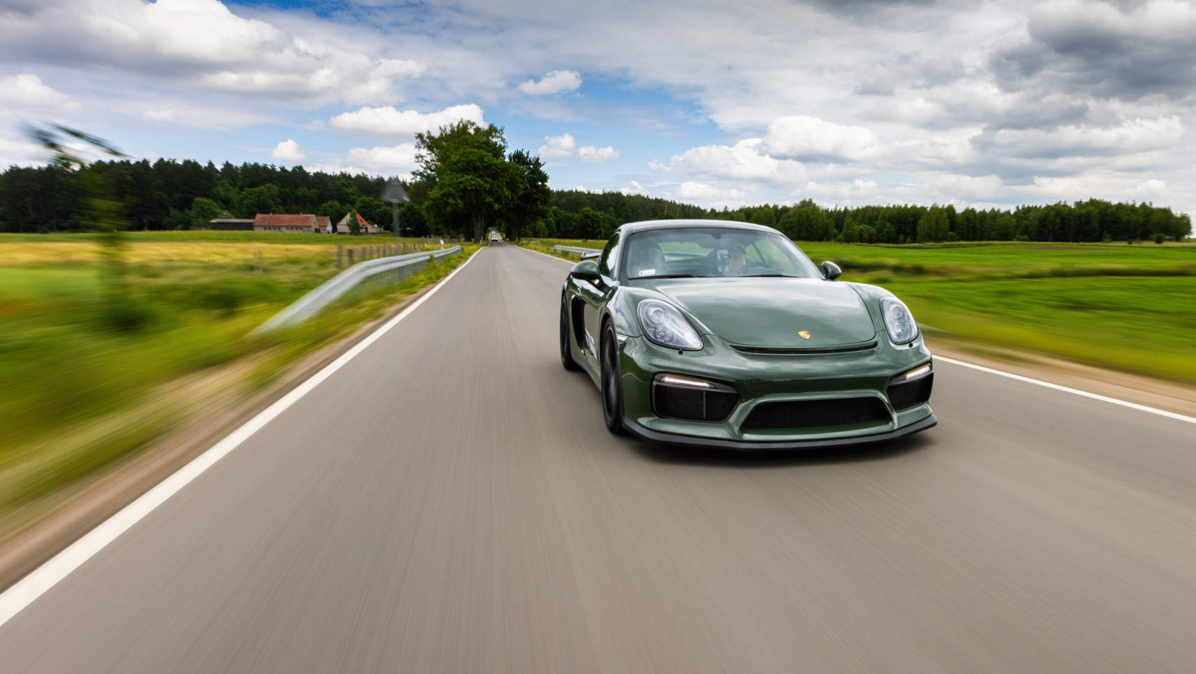 Porsche Cayman GT4 i opony Yokohama ADVAN Sport V107