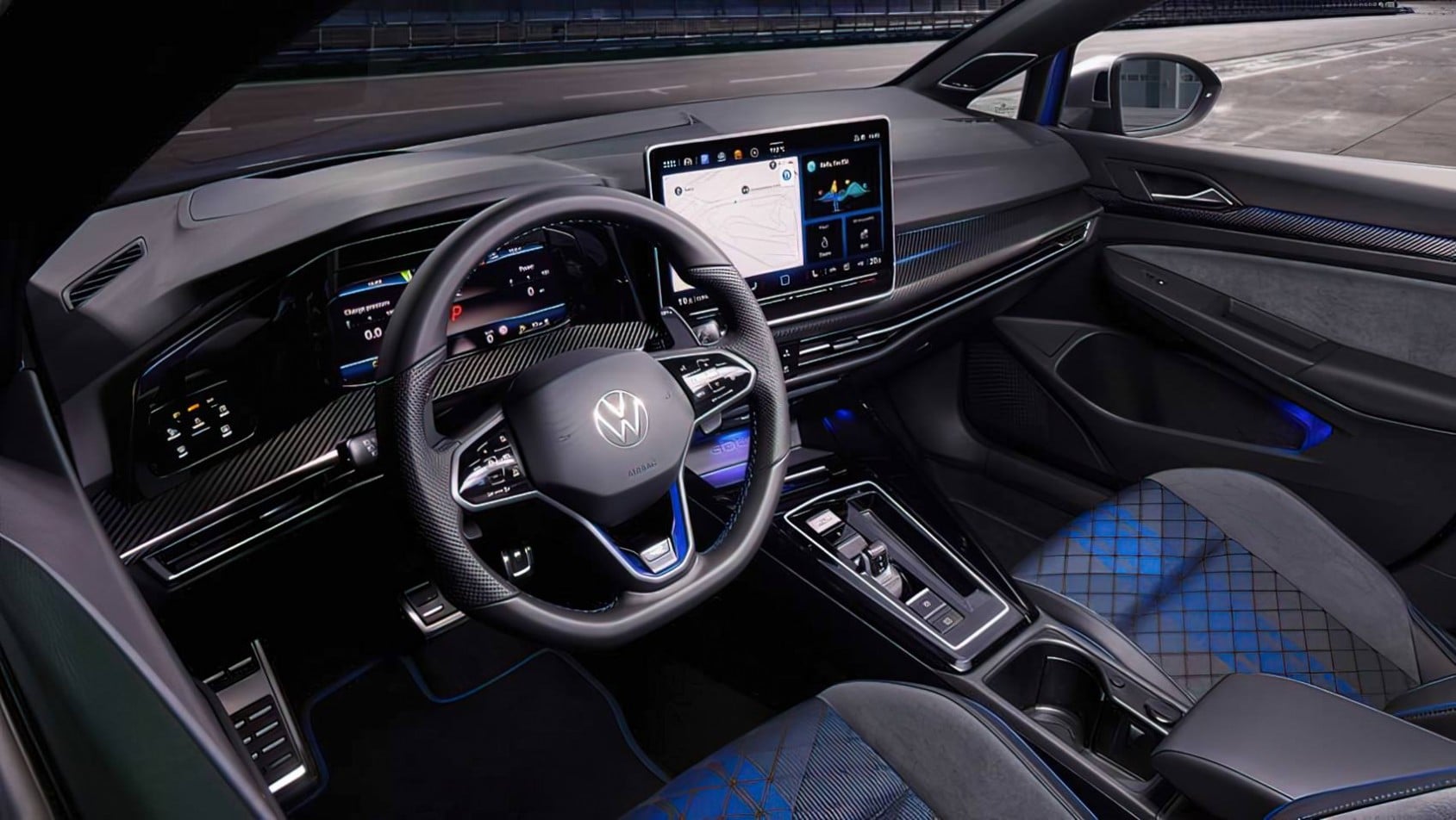 2024 Volkswagen Golf R kokpit