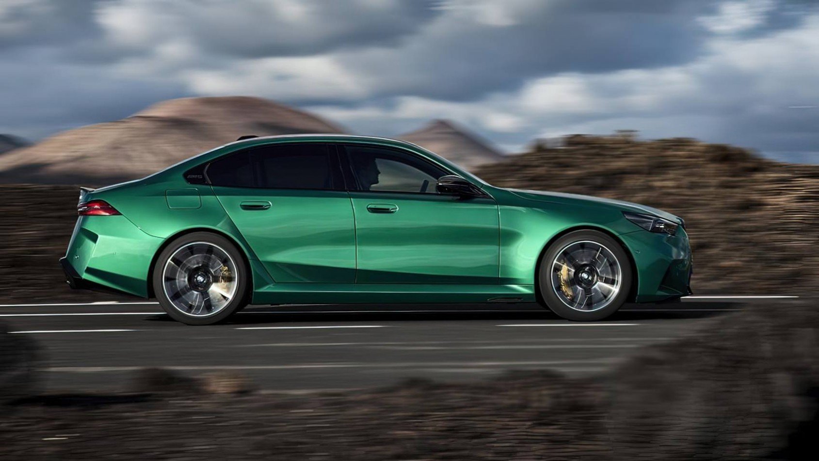 BMW M5 BMW M5 G90 sedan