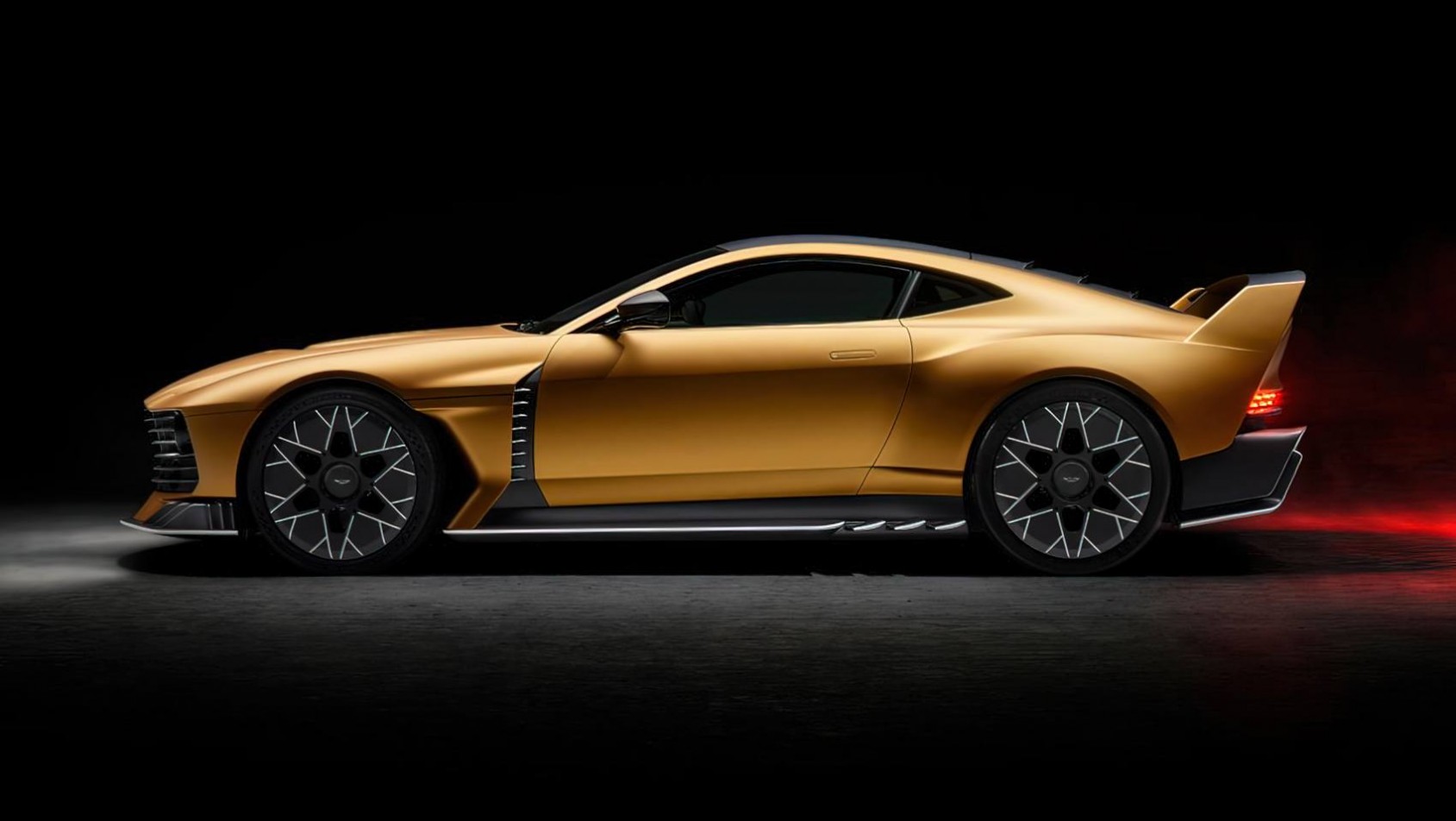 Aston Martin Valiant sylwetka