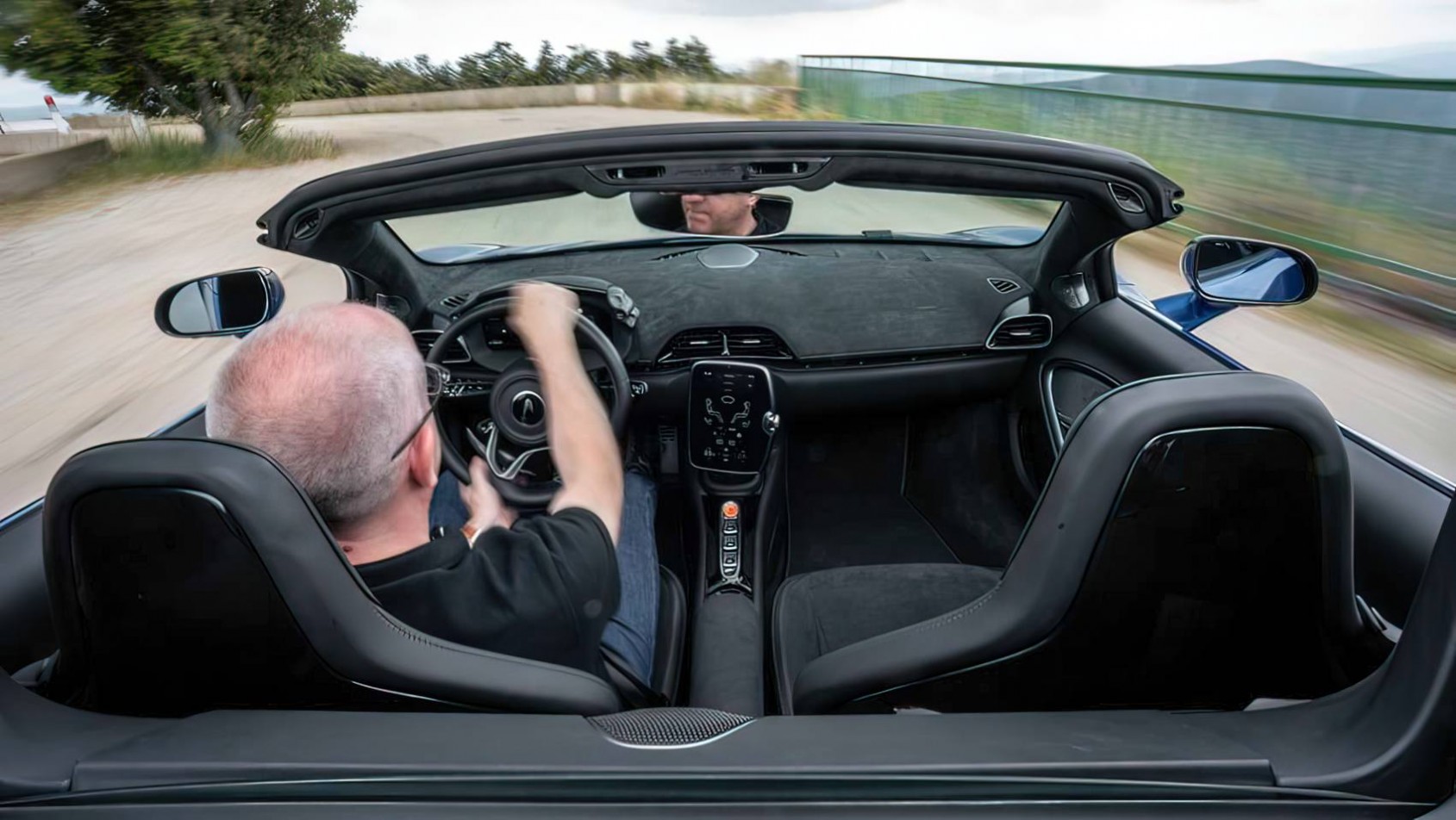 McLaren Artura Spider jazda