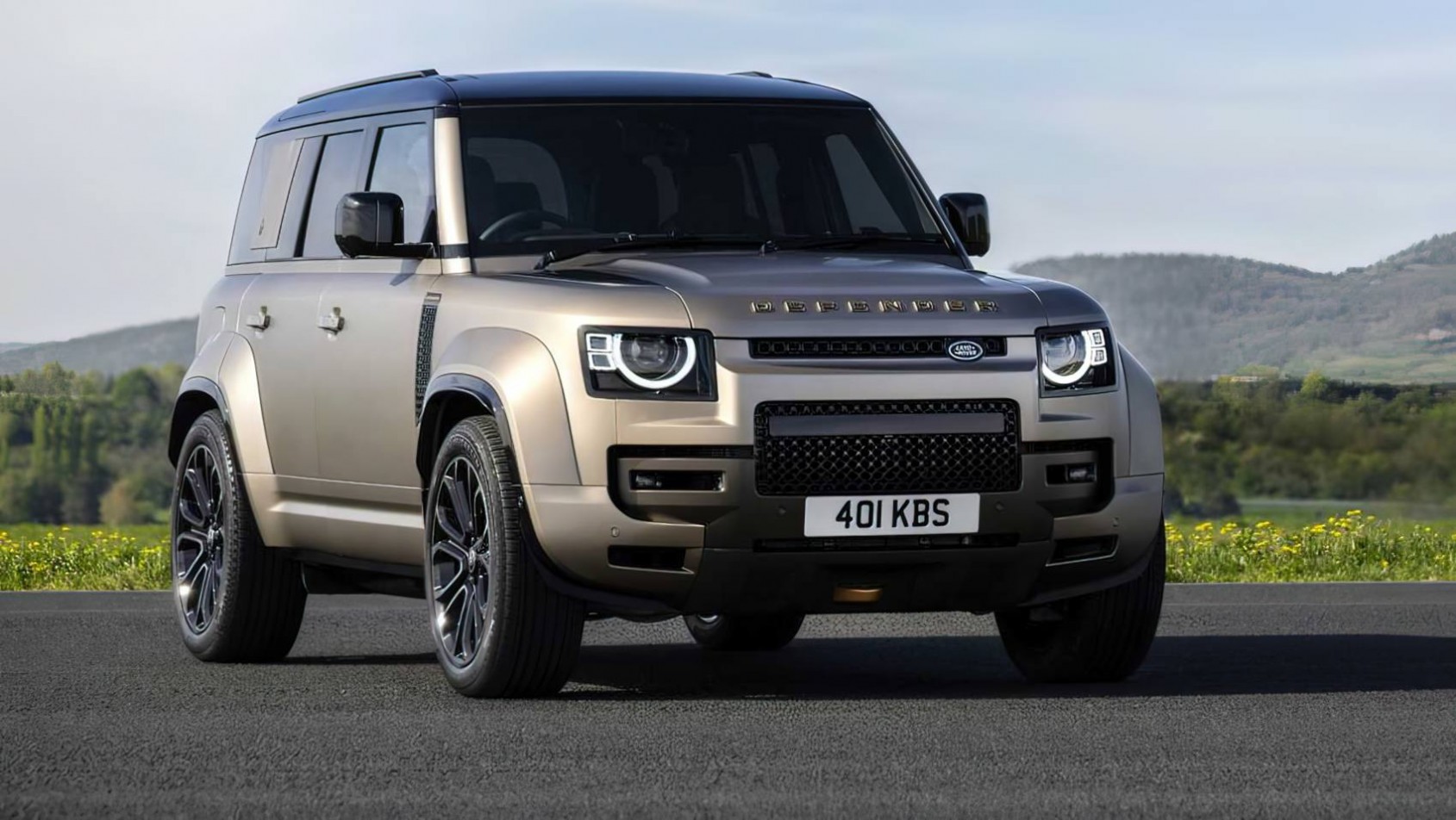 Land Rover Defender Octa V8 design