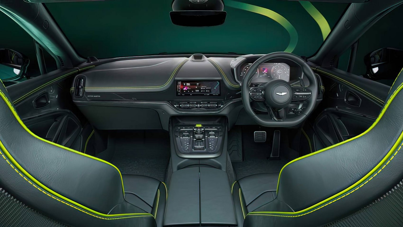 Aston Martin DBX707 AMR24 kokpit