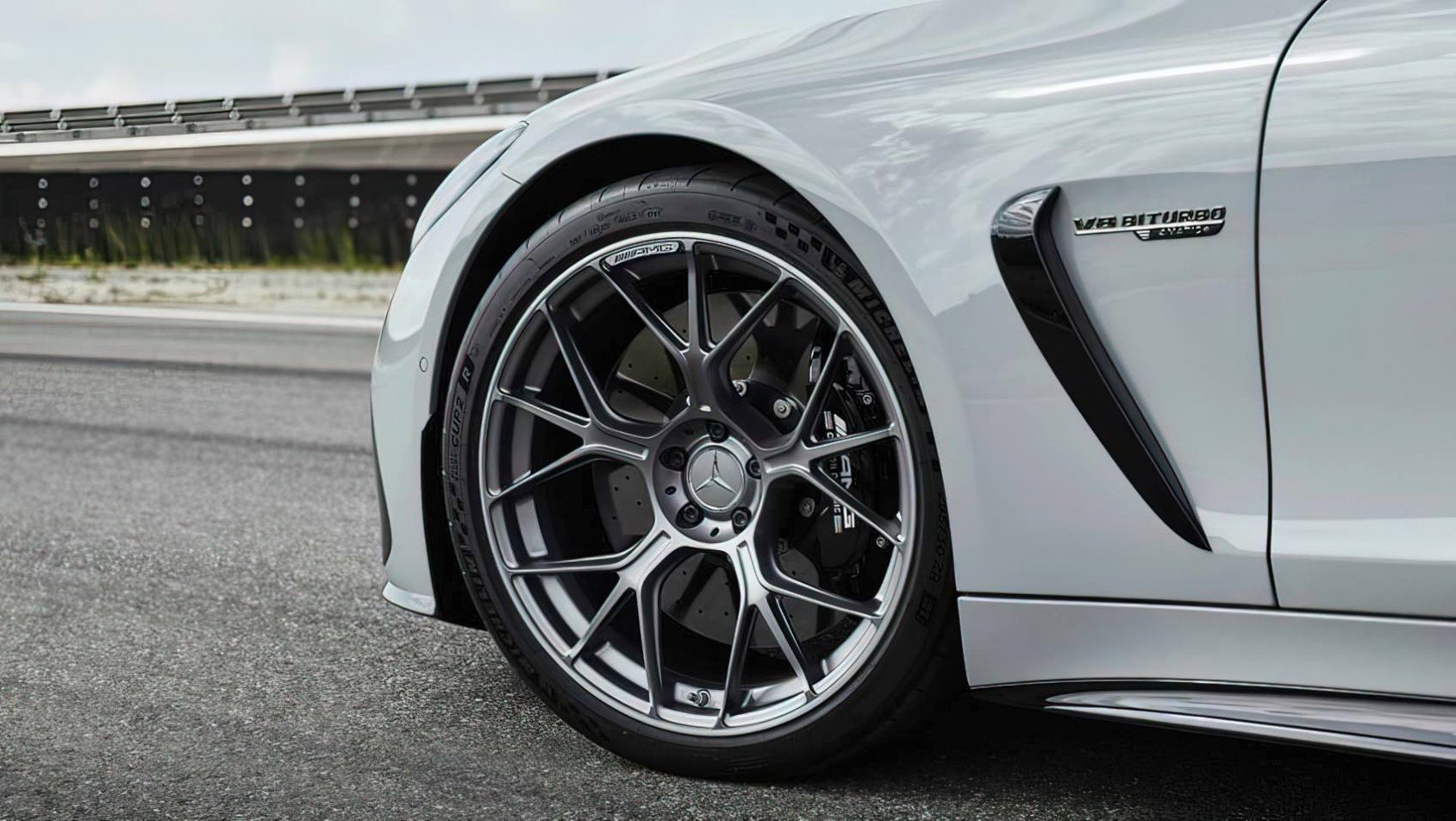 Mercedes-AMG GT Mercedes-AMG GT 63 Pro felgi i opony