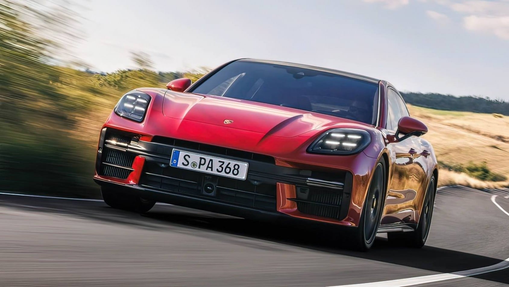 2024 Porsche Panamera GTS przód