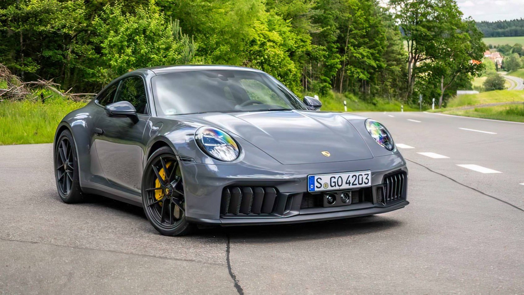 2024 Porsche 911 Carrera GTS T-Hybrid na drodze