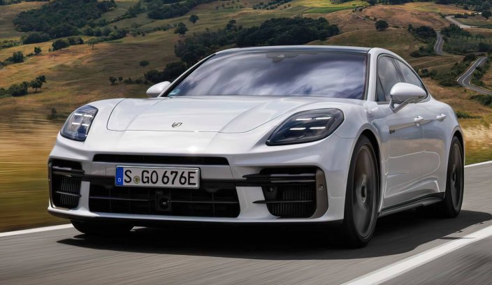 2024 Porsche Panamera Turbo S E-Hybrid news