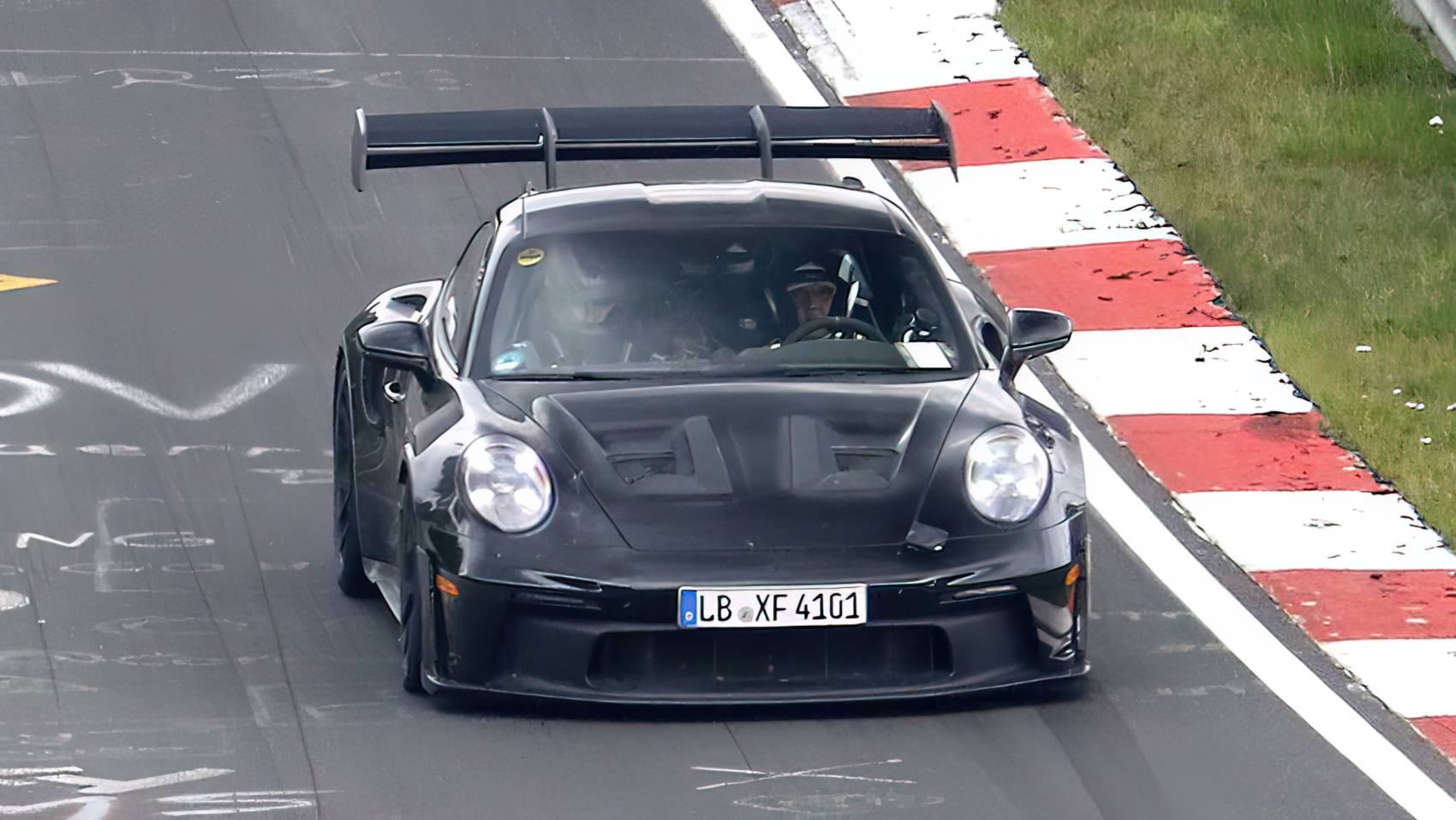 Porsche 911 992.2 GT3 RS spyshot przód