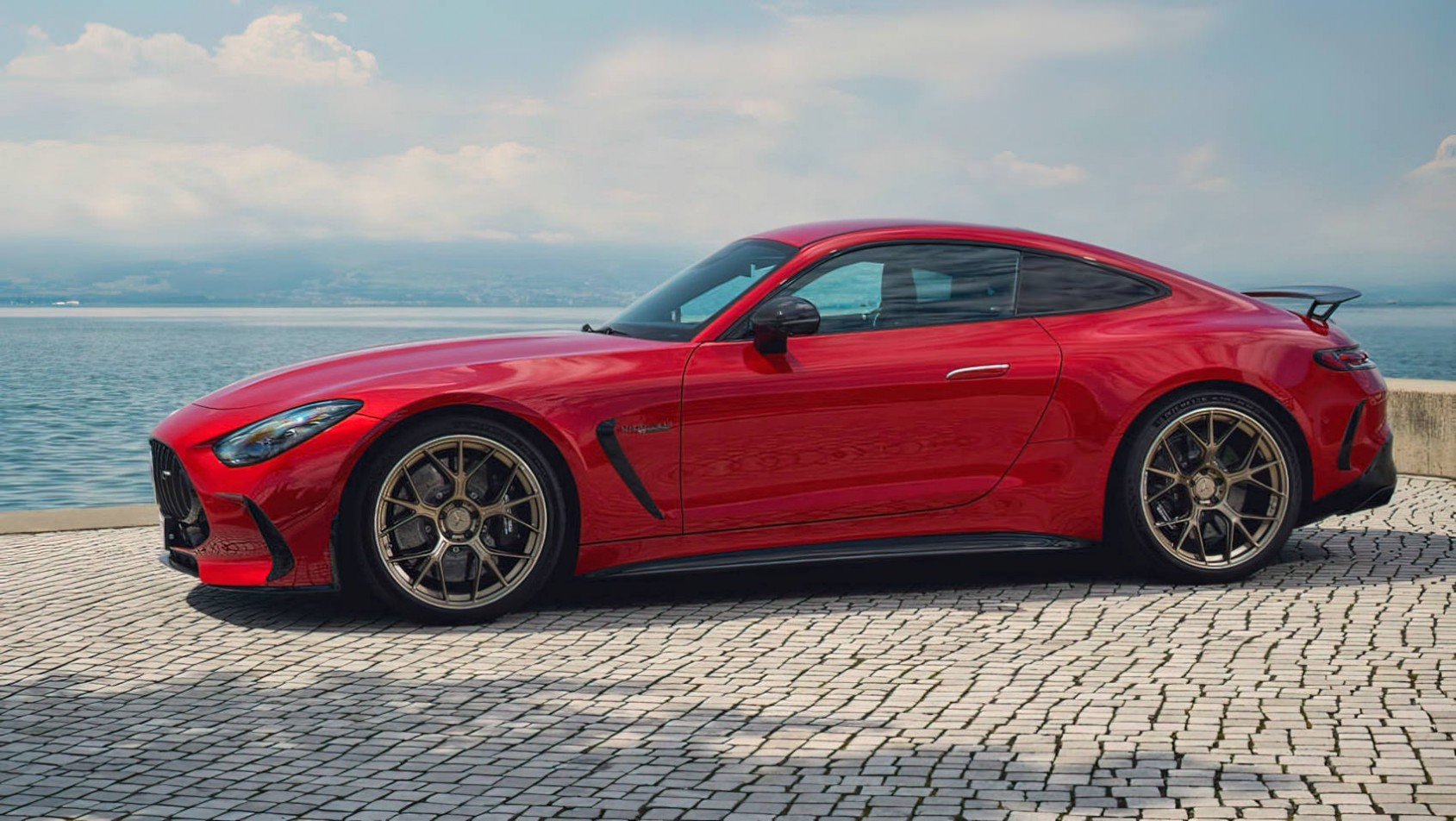 Mercedes-AMG GT 63 S E-Performance profil