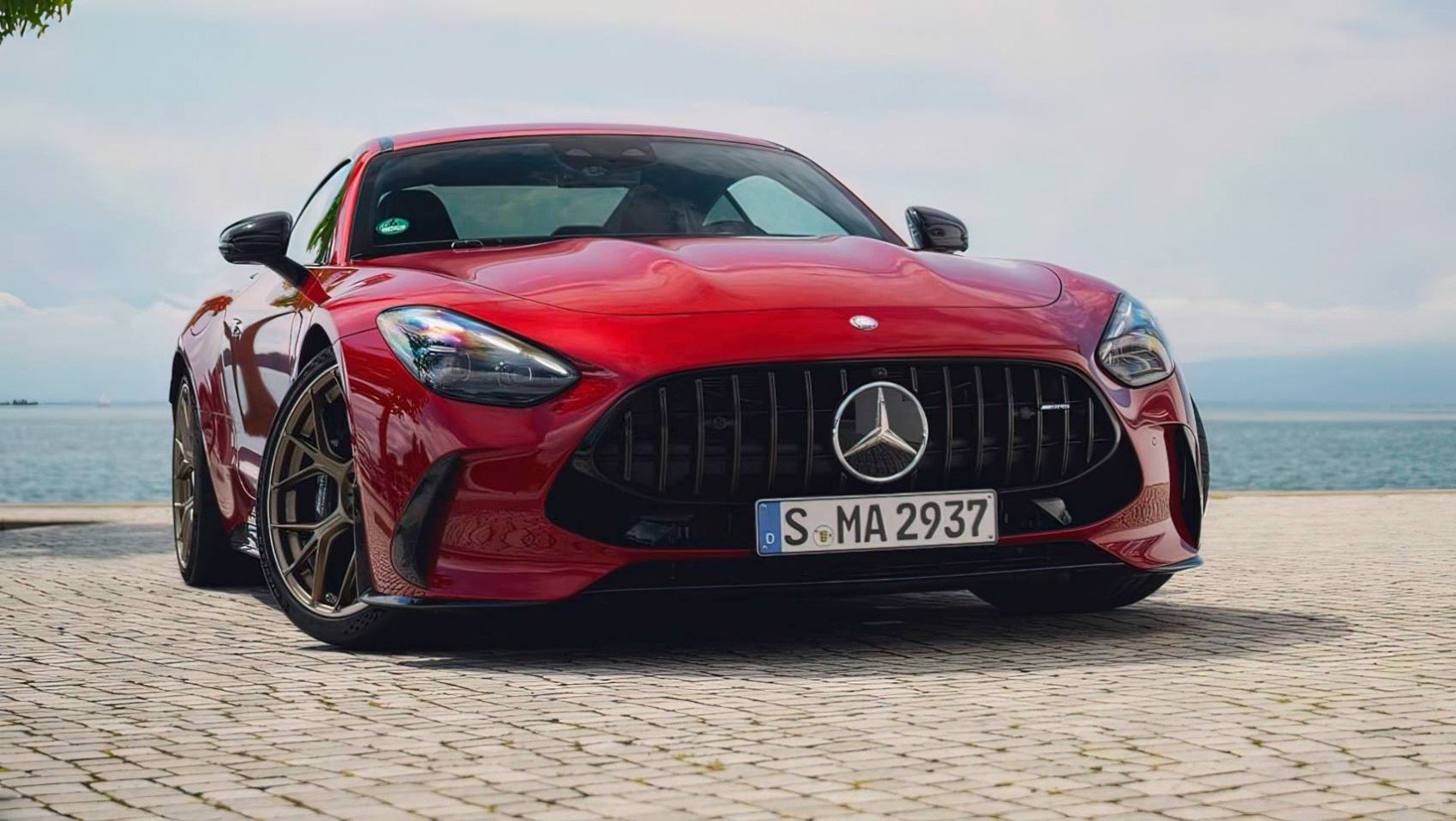 Mercedes-AMG GT 63 S E-Performance grill