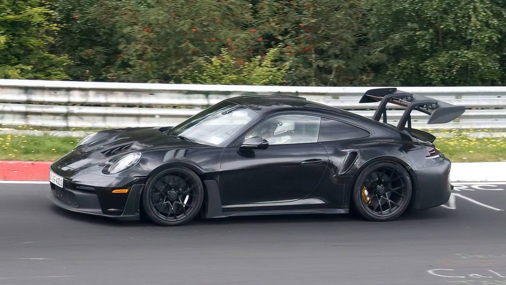 Porsche 911 992.2 GT3 RS spyshot