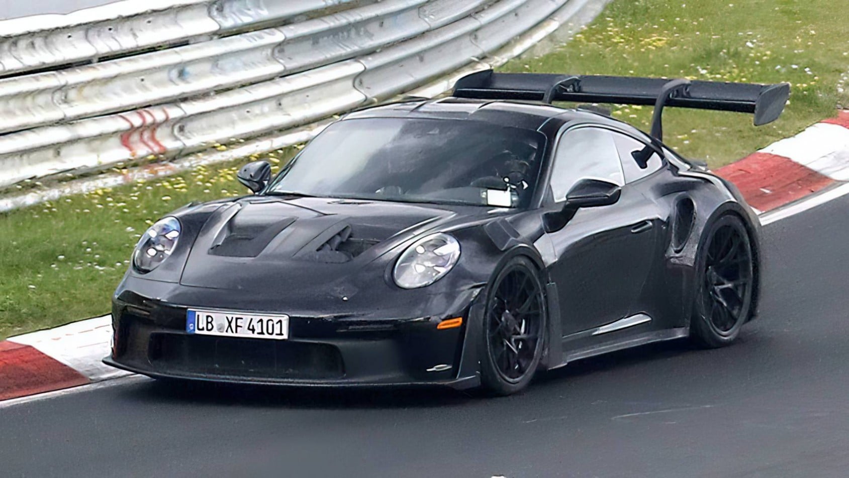 Porsche 911 992.2 GT3 RS spyshot kamuflaż