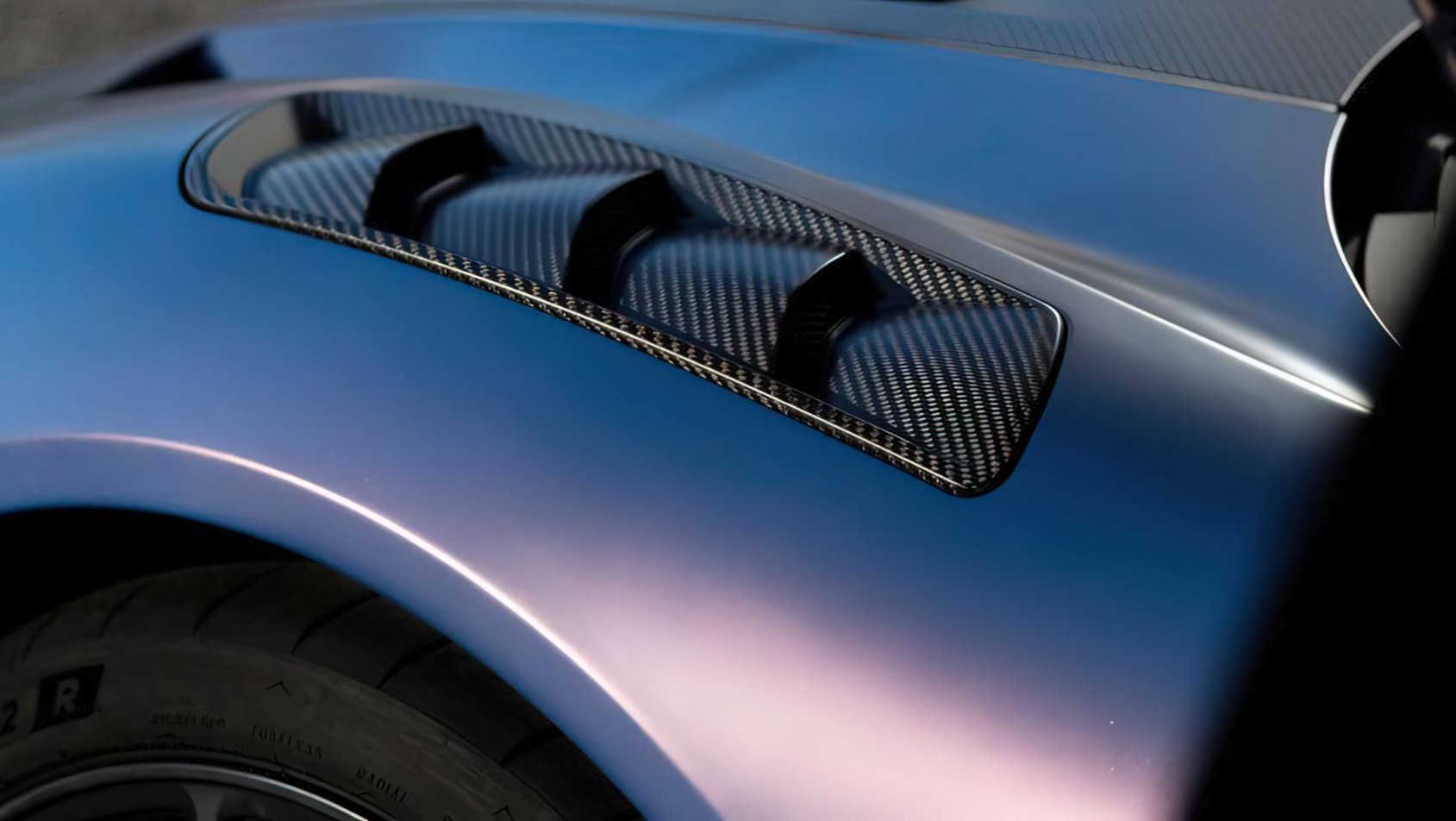 Maserati MC20 GT2 Stradale detal nadwozia