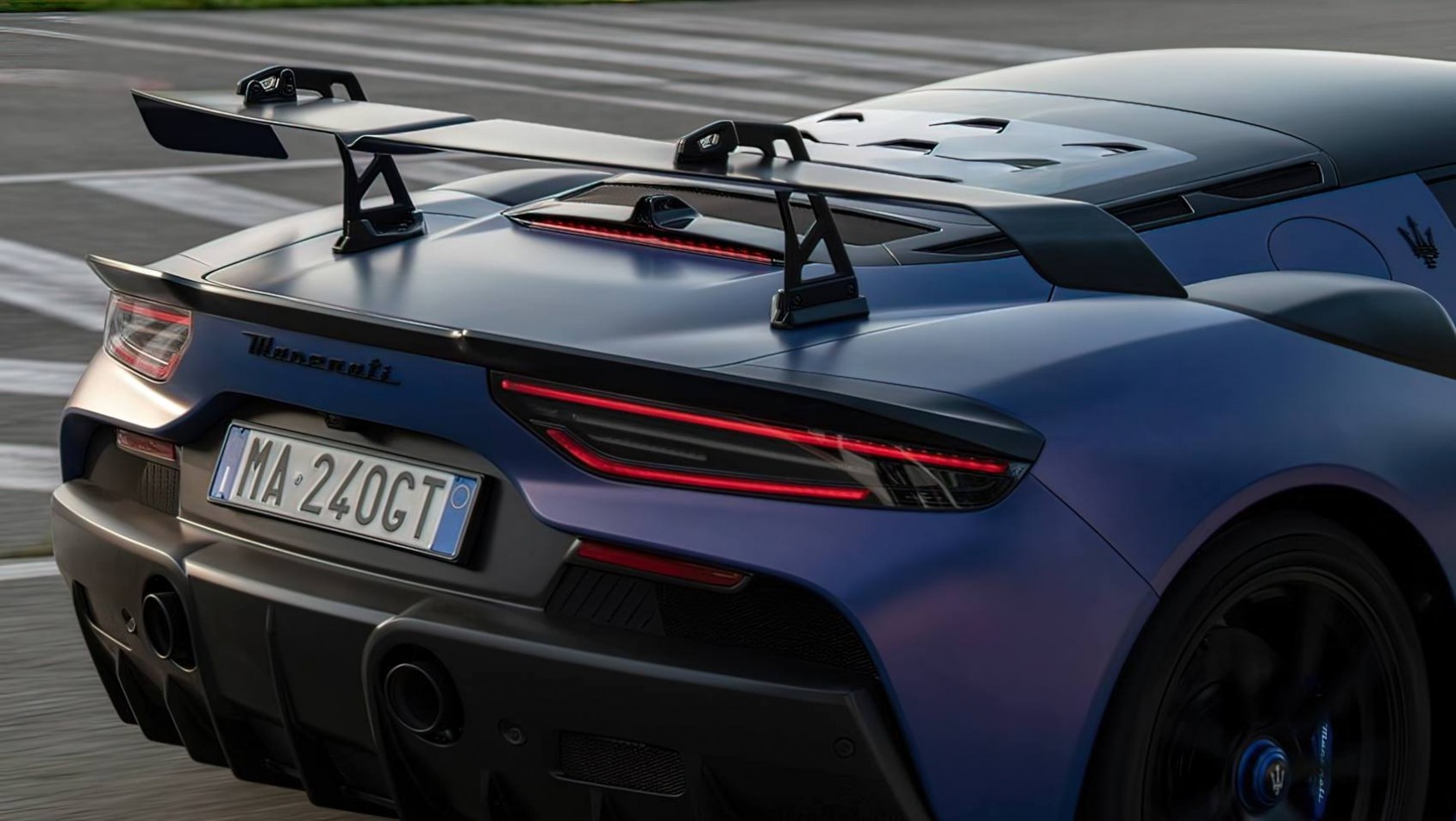 Maserati MC20 GT2 Stradale skrzydło