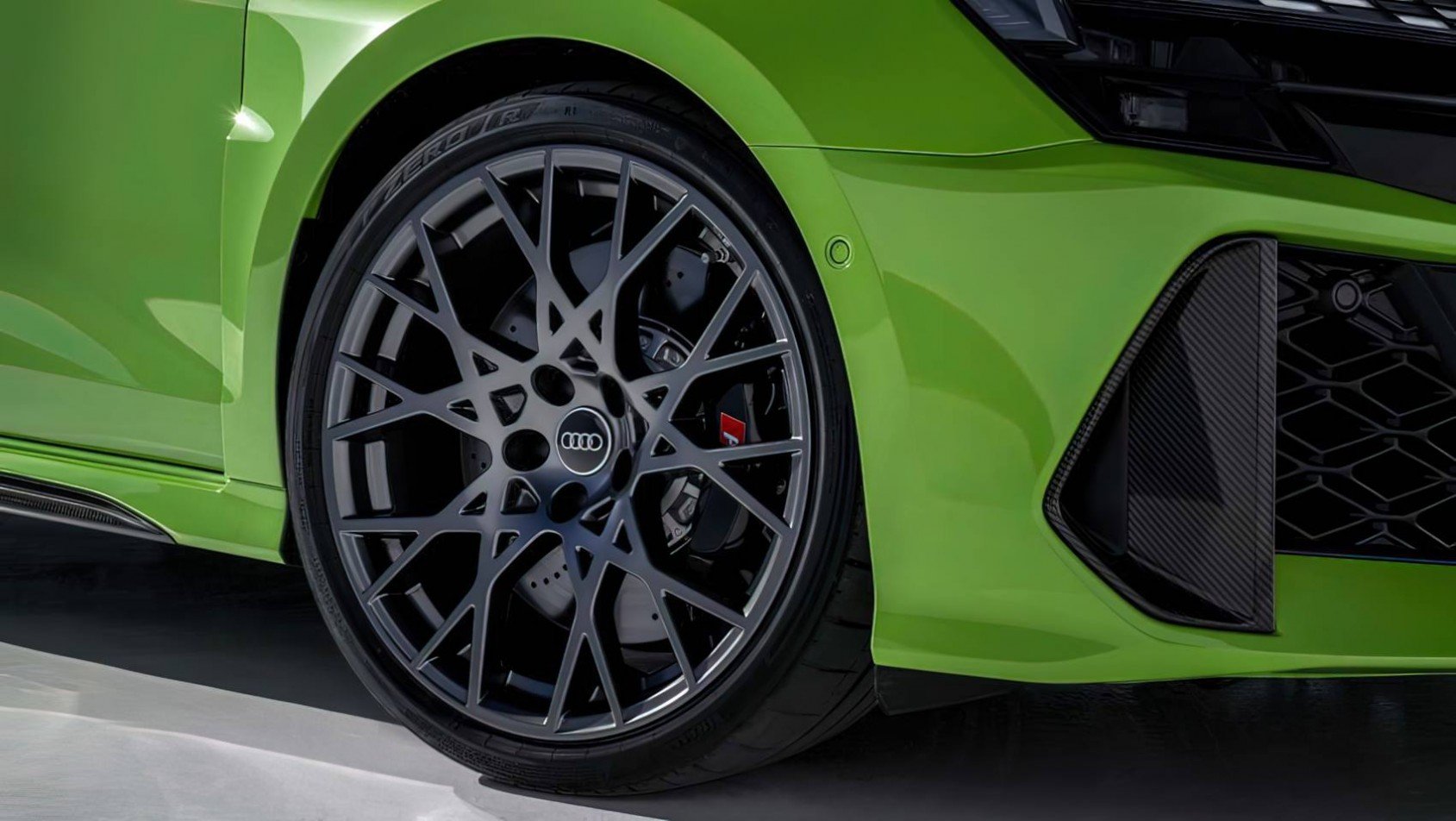2025 Audi RS3 felgi