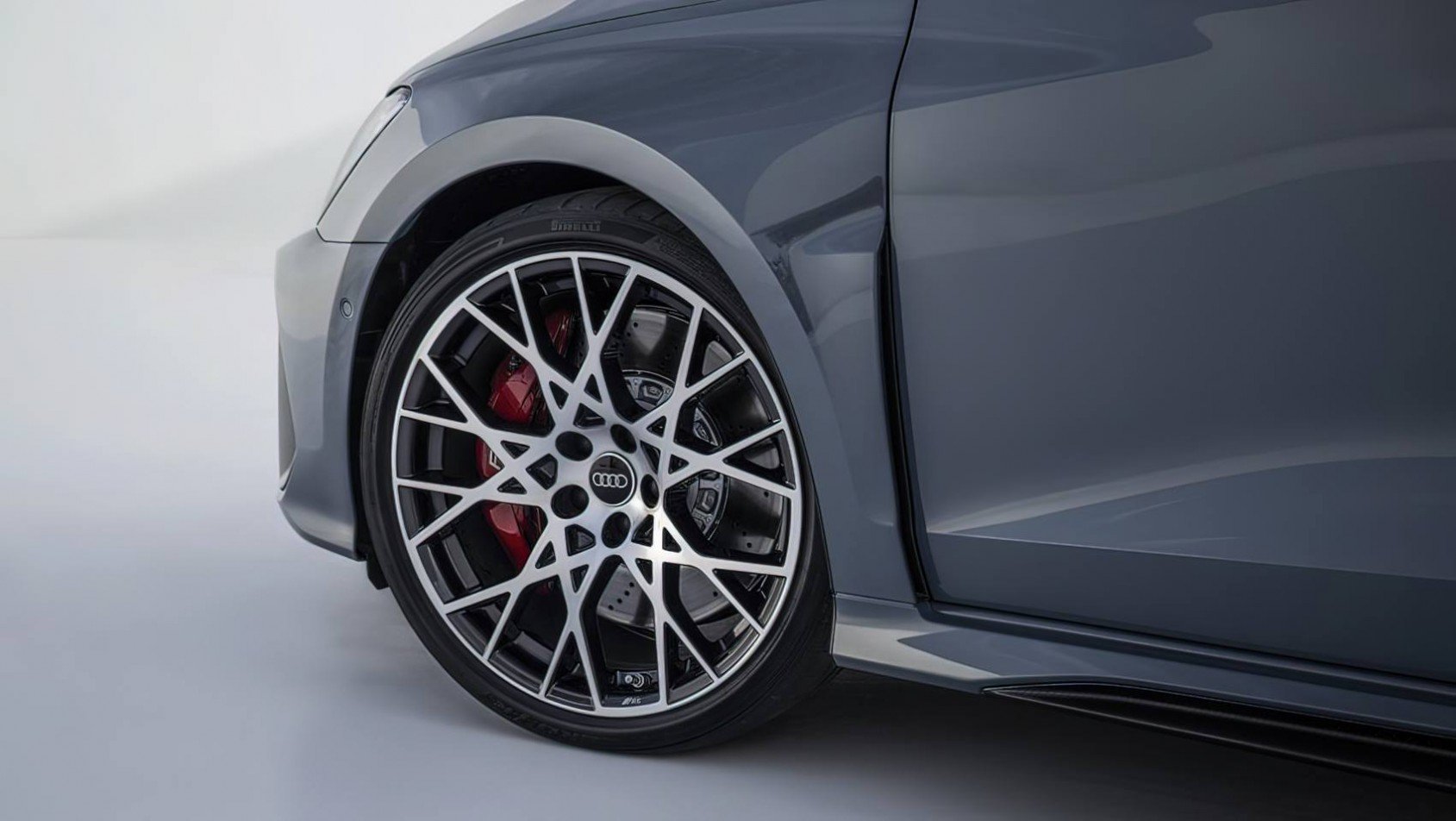 2025 Audi RS3 limousine felgi