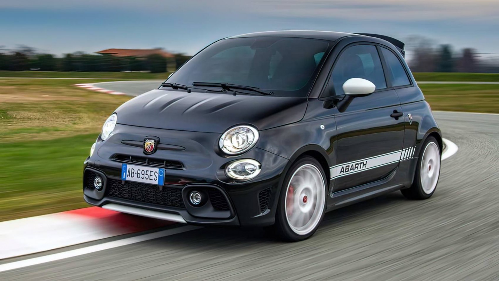 Abarth 500 design